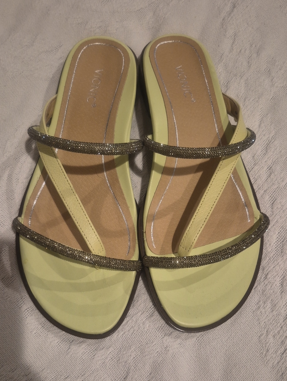 Vionic Prism Womens 8 Mint Green Rhinestone Strap Slide Sandals